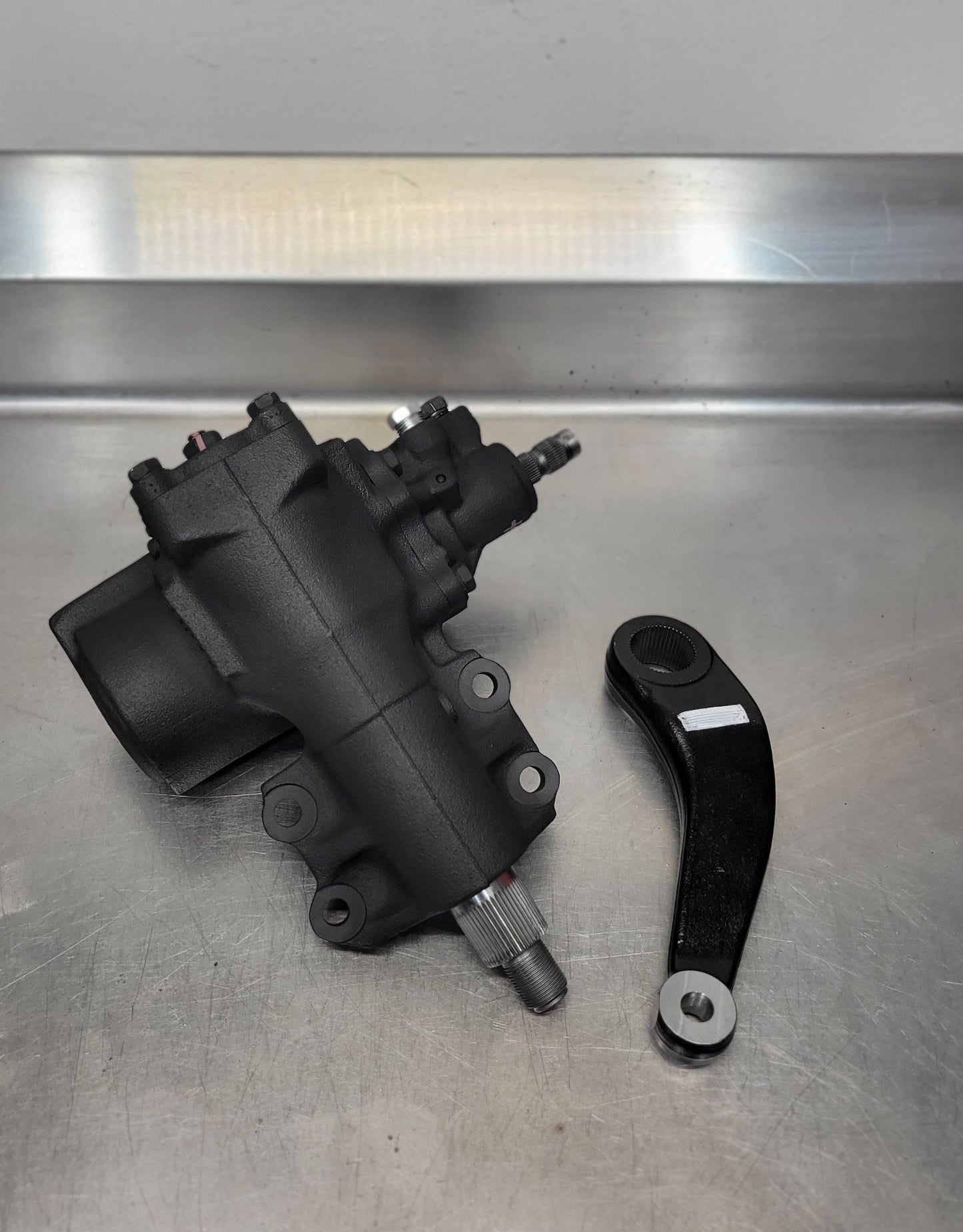 Complete New OEM 105 Steering Gearbox Assembly