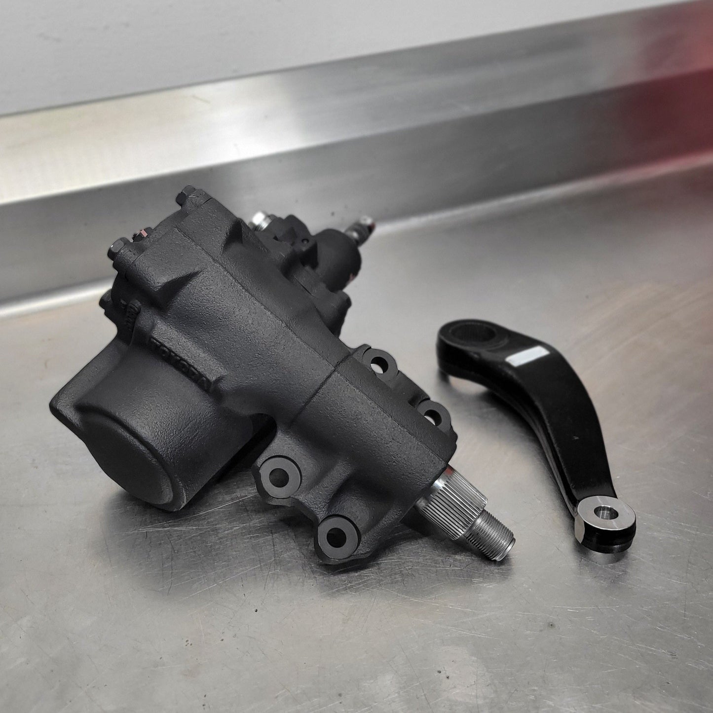 Complete New OEM 105 Steering Gearbox Assembly