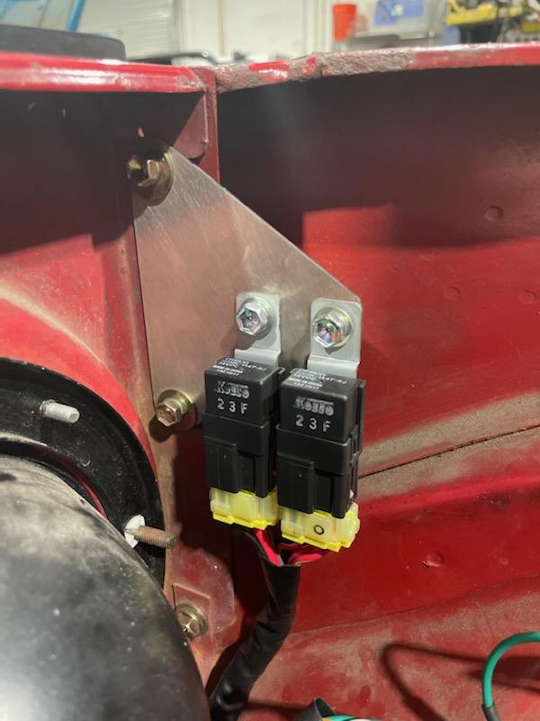 Koito Headlight Fuse & Relay Brackets FJ40