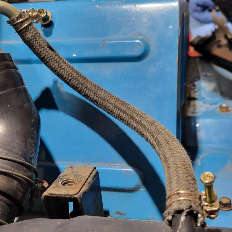 40 Series Fuel Tank Hose #1