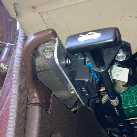 60 Series OBD2 Port Mounting Bracket